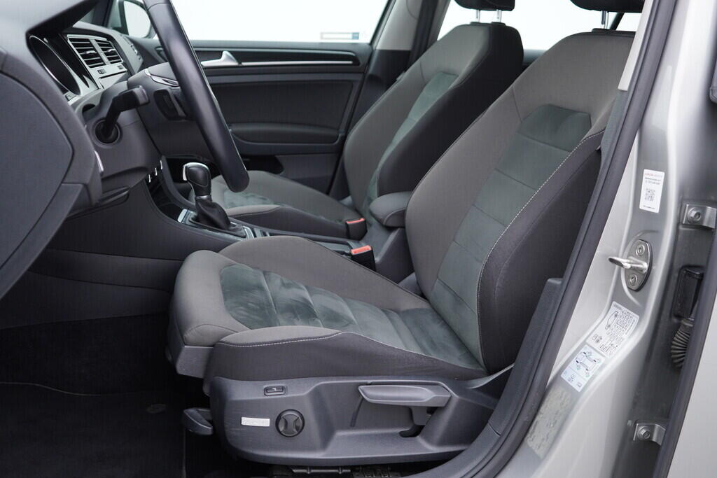 OV190V08900_24.webp_GOLF HIGHLINE 1.5 TSI 110 kW manuál, DPH