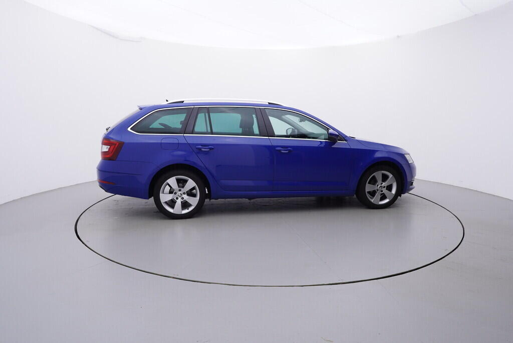OV190V08909_15.webp_OCTAVIA Exclusive 1.6 TDI 85 kW automat