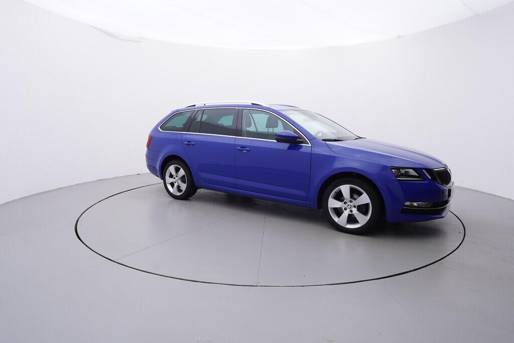 OV190V08909_16.webp_OCTAVIA Exclusive 1.6 TDI 85 kW automat