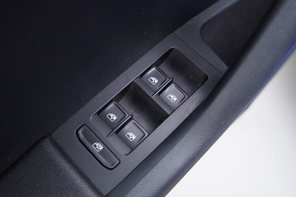 OV190V08909_20.webp_OCTAVIA Exclusive 1.6 TDI 85 kW automat