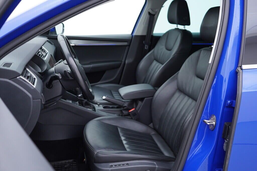 OV190V08909_24.webp_OCTAVIA Exclusive 1.6 TDI 85 kW automat