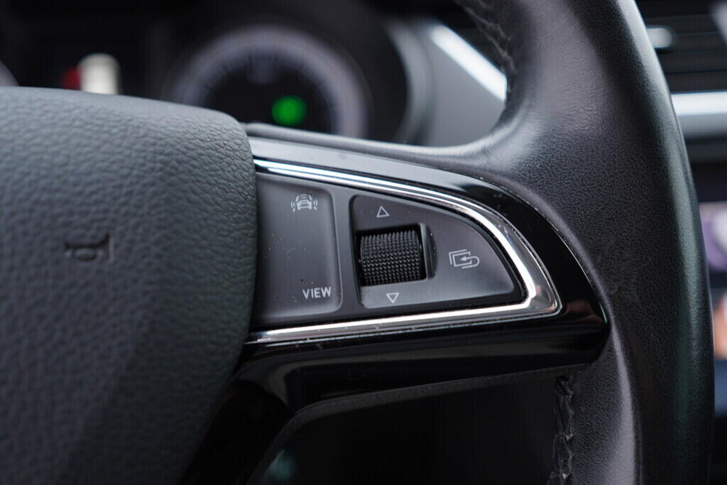 OV190V08909_28.webp_OCTAVIA Exclusive 1.6 TDI 85 kW automat