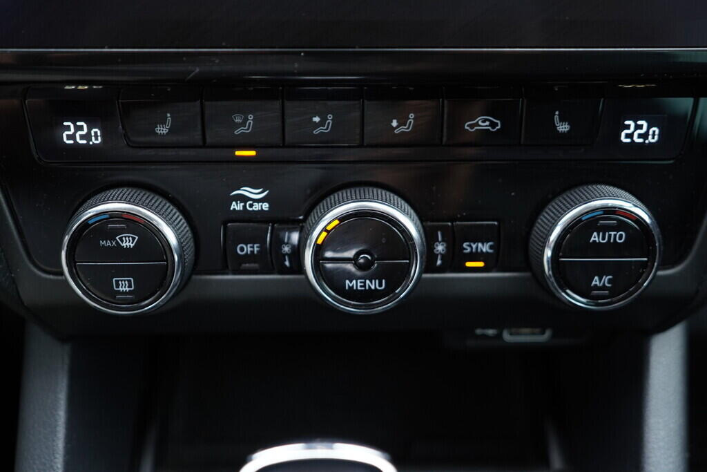 OV190V08909_40.webp_OCTAVIA Exclusive 1.6 TDI 85 kW automat