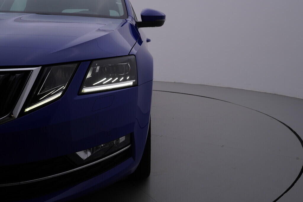OV190V08909_52.webp_OCTAVIA Exclusive 1.6 TDI 85 kW automat