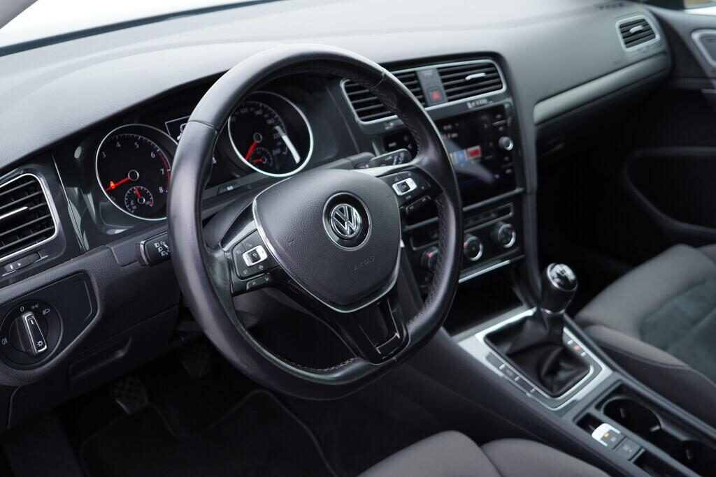 OV190V08910_23.webp_GOLF VARIANT Comfortline 1.0 TSI 85 kW manuál