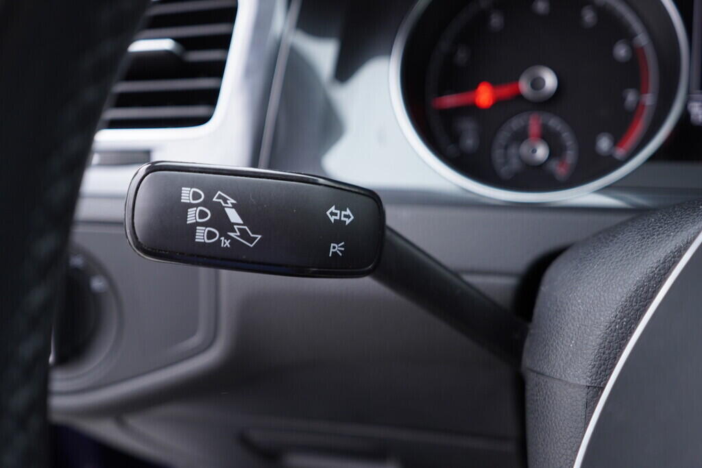 OV190V08910_25.webp_GOLF VARIANT Comfortline 1.0 TSI 85 kW manuál