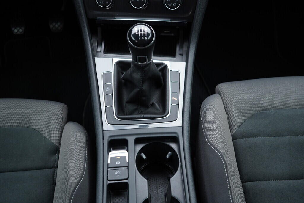 OV190V08910_32.webp_GOLF VARIANT Comfortline 1.0 TSI 85 kW manuál