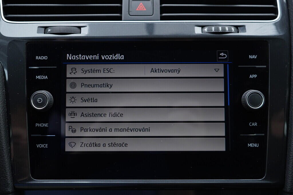 OV190V08910_35.webp_GOLF VARIANT Comfortline 1.0 TSI 85 kW manuál