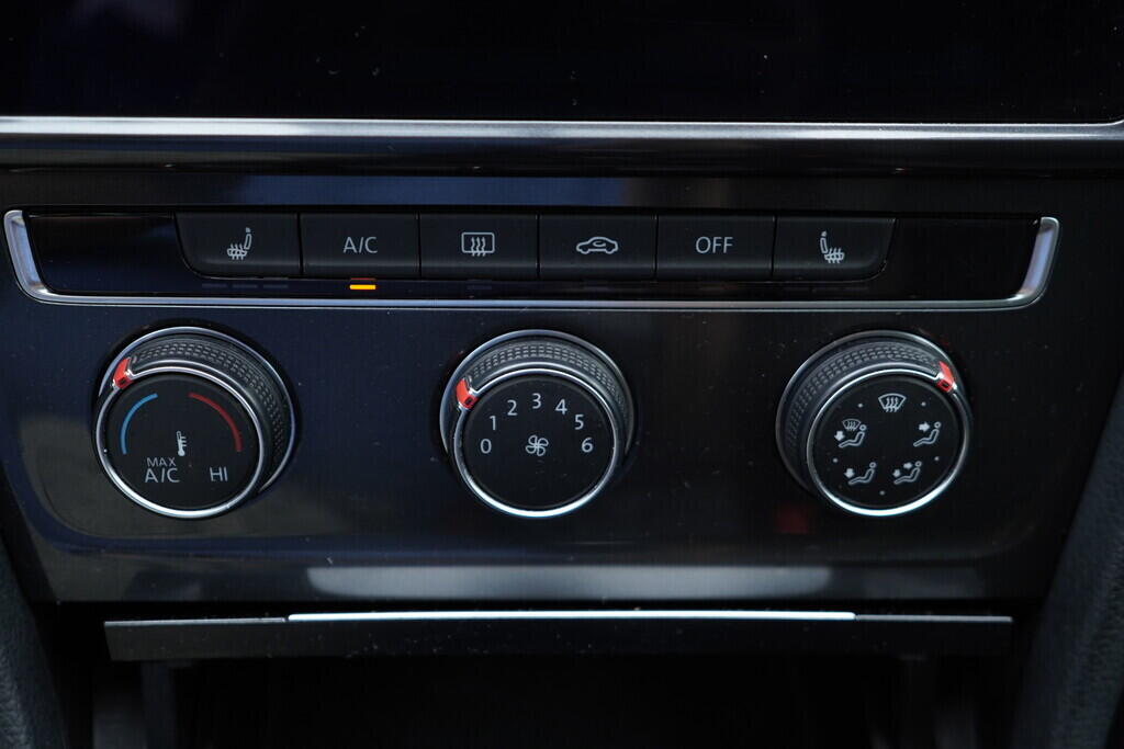 OV190V08910_38.webp_GOLF VARIANT Comfortline 1.0 TSI 85 kW manuál