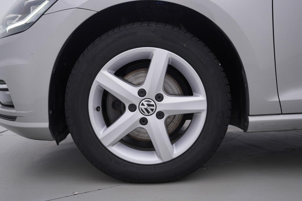 OV190V08912_41.webp_GOLF Highline 1.4 TSI 92 kW automat