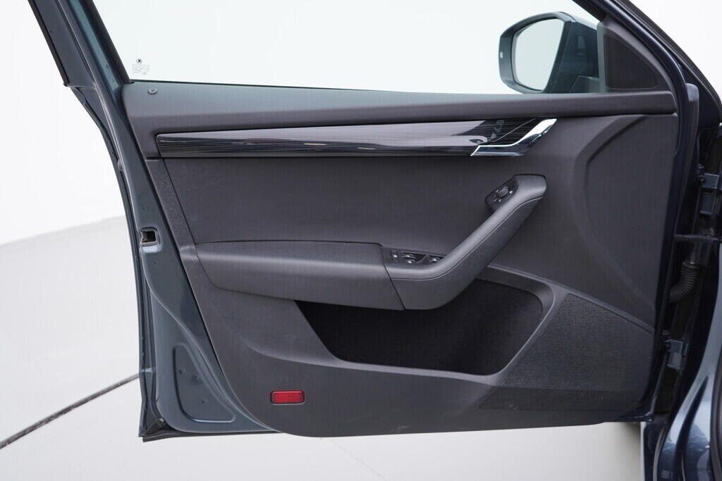 OV190V08913_19.webp_OCTAVIA Style 1.4 TSI 110 kW automat