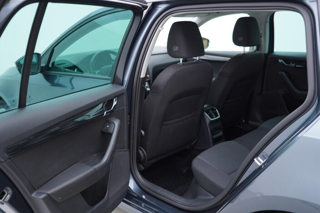 OV190V08913_35.webp_OCTAVIA Style 1.4 TSI 110 kW automat