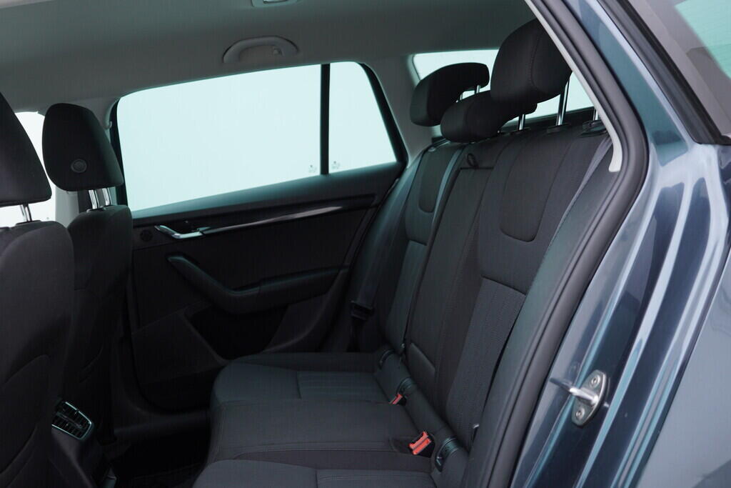 OV190V08913_37.webp_OCTAVIA Style 1.4 TSI 110 kW automat