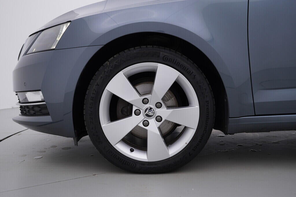 OV190V08913_39.webp_OCTAVIA Style 1.4 TSI 110 kW automat