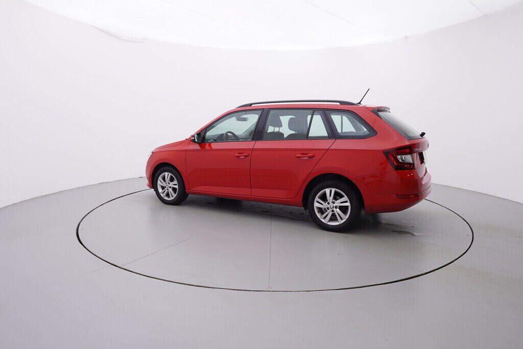 OV190V08914_12.webp_FABIA  1.0 TSI 81 kW manuál, DPH