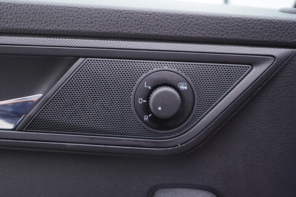 OV190V08914_21.webp_FABIA  1.0 TSI 81 kW manuál, DPH