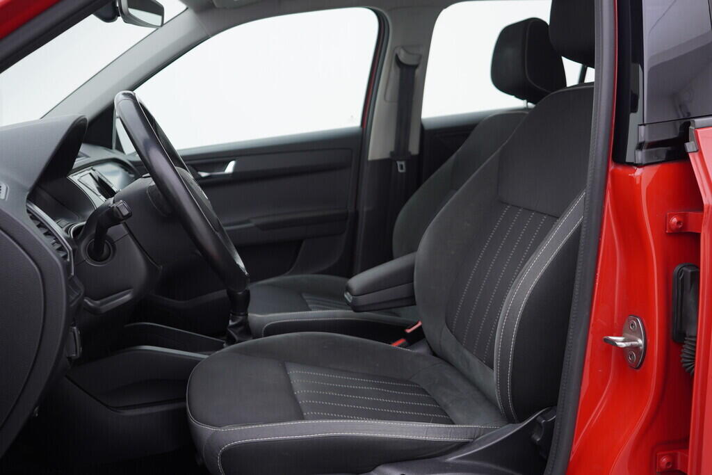 OV190V08914_23.webp_FABIA  1.0 TSI 81 kW manuál, DPH