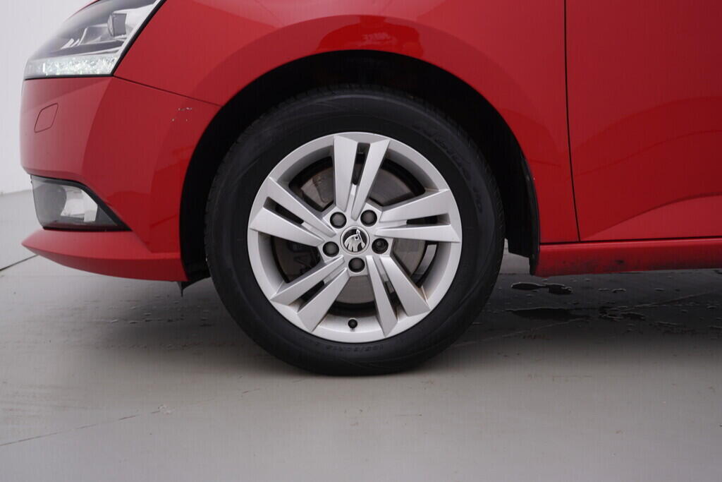 OV190V08914_36.webp_FABIA  1.0 TSI 81 kW manuál, DPH