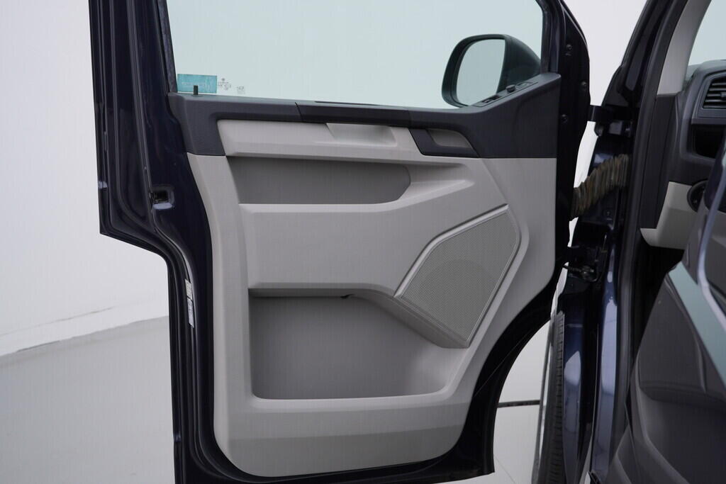 OV190V08934_19.webp_T6 TRANSPORTER  Trend  2.0 TDI 75 kW manuál