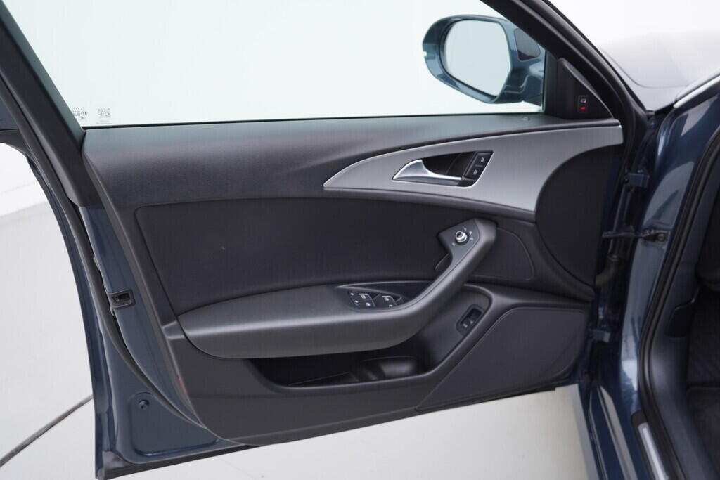 OV190V08935_19.webp_A6 AVANT  3.0 TDI 180 kW automat