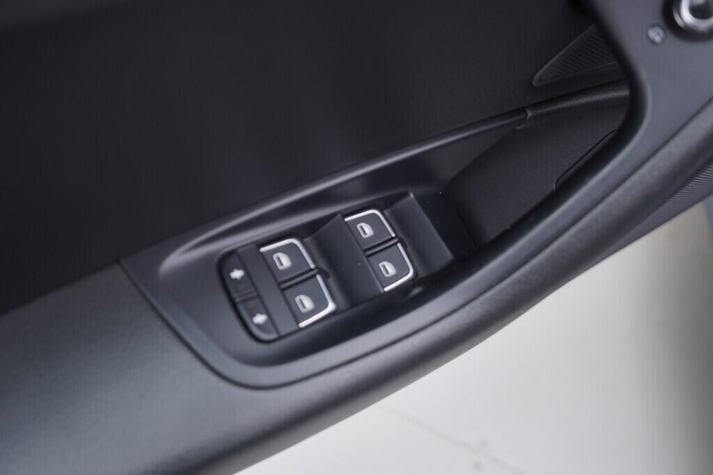 OV190V08935_20.webp_A6 AVANT  3.0 TDI 180 kW automat
