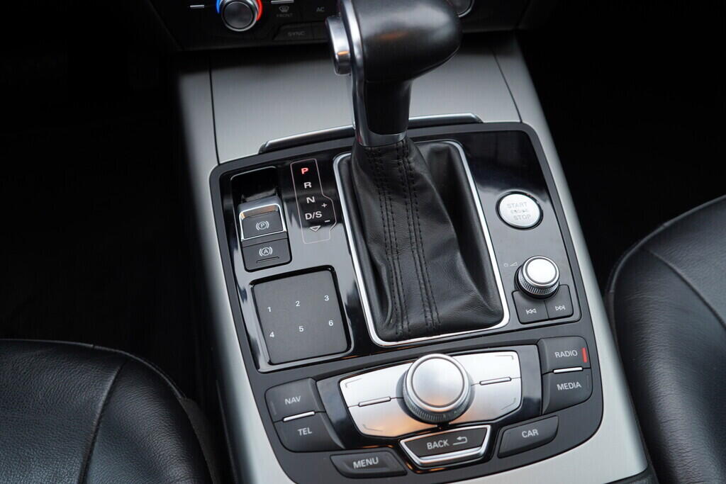 OV190V08935_35.webp_A6 AVANT  3.0 TDI 180 kW automat