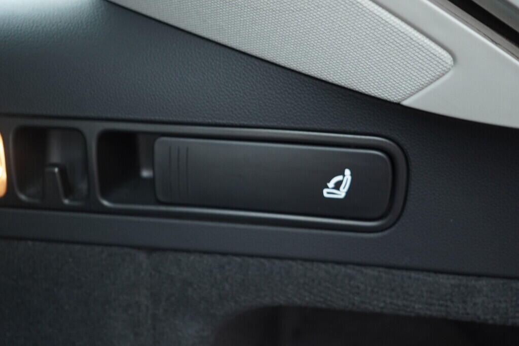 OV190V08935_40.webp_A6 AVANT  3.0 TDI 180 kW automat