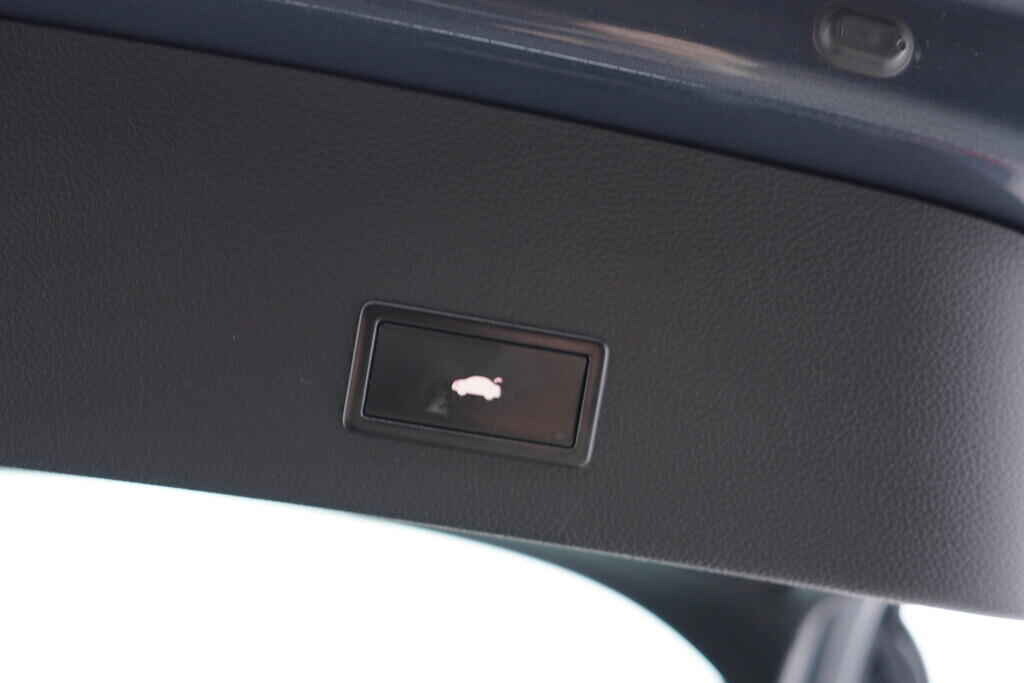 OV190V08935_42.webp_A6 AVANT  3.0 TDI 180 kW automat