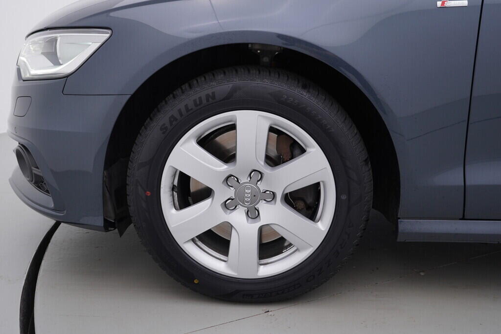 OV190V08935_43.webp_A6 AVANT  3.0 TDI 180 kW automat