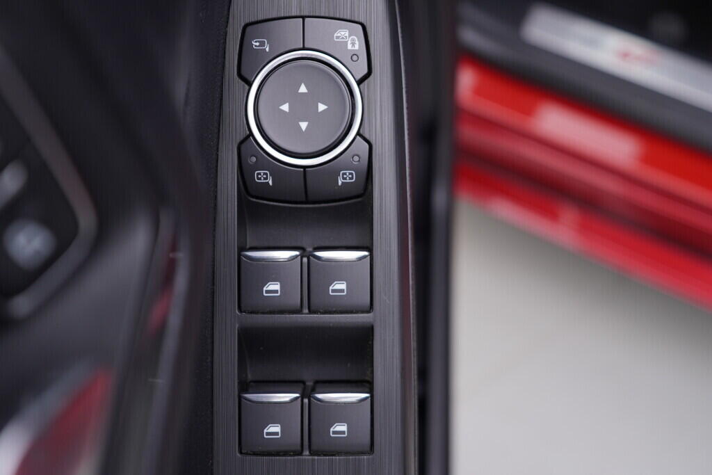 OV190V08938_20.webp_KUGA ST-LINE 2.0  140 kW automat, DPH