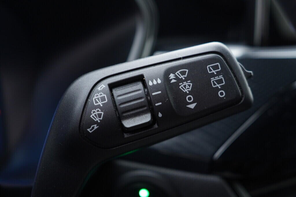 OV190V08938_26.webp_KUGA ST-LINE 2.0  140 kW automat, DPH