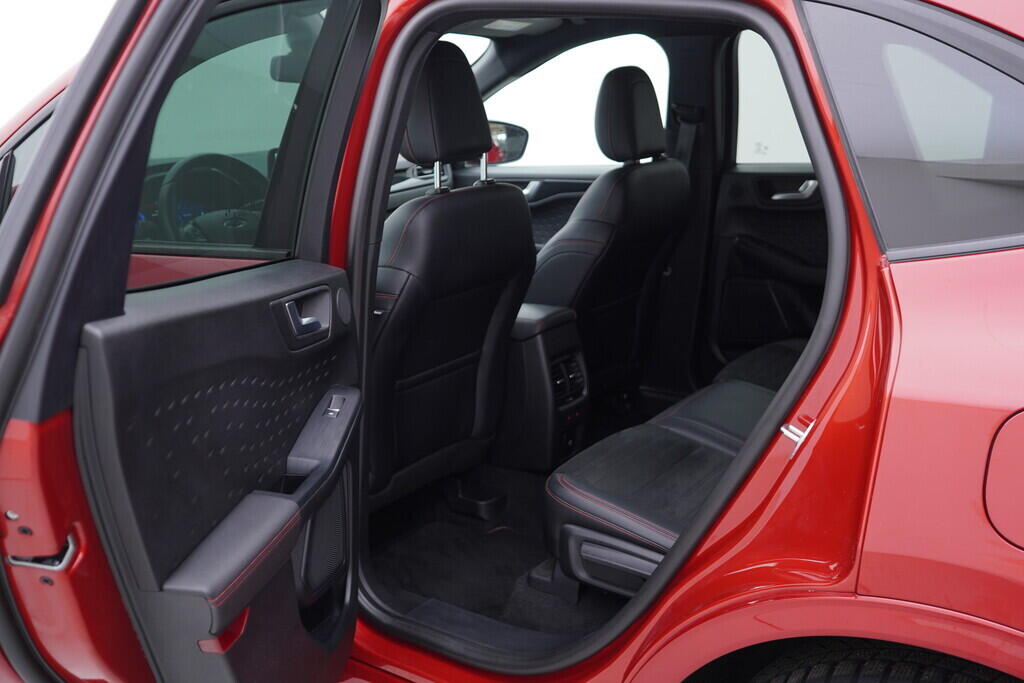 OV190V08938_36.webp_KUGA ST-LINE 2.0  140 kW automat, DPH