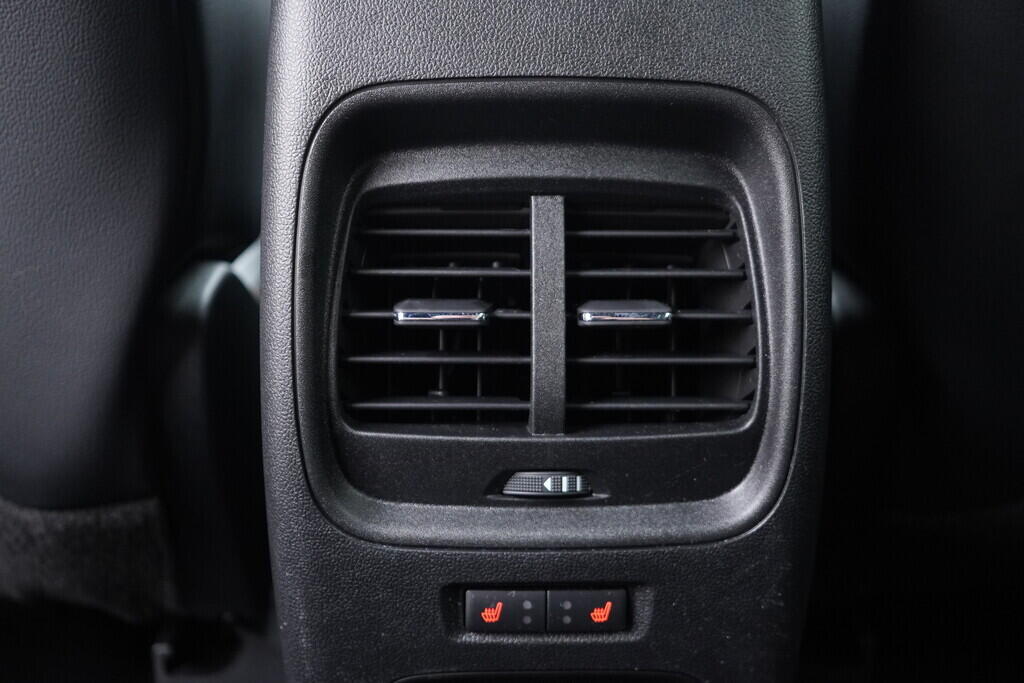 OV190V08938_37.webp_KUGA ST-LINE 2.0  140 kW automat, DPH
