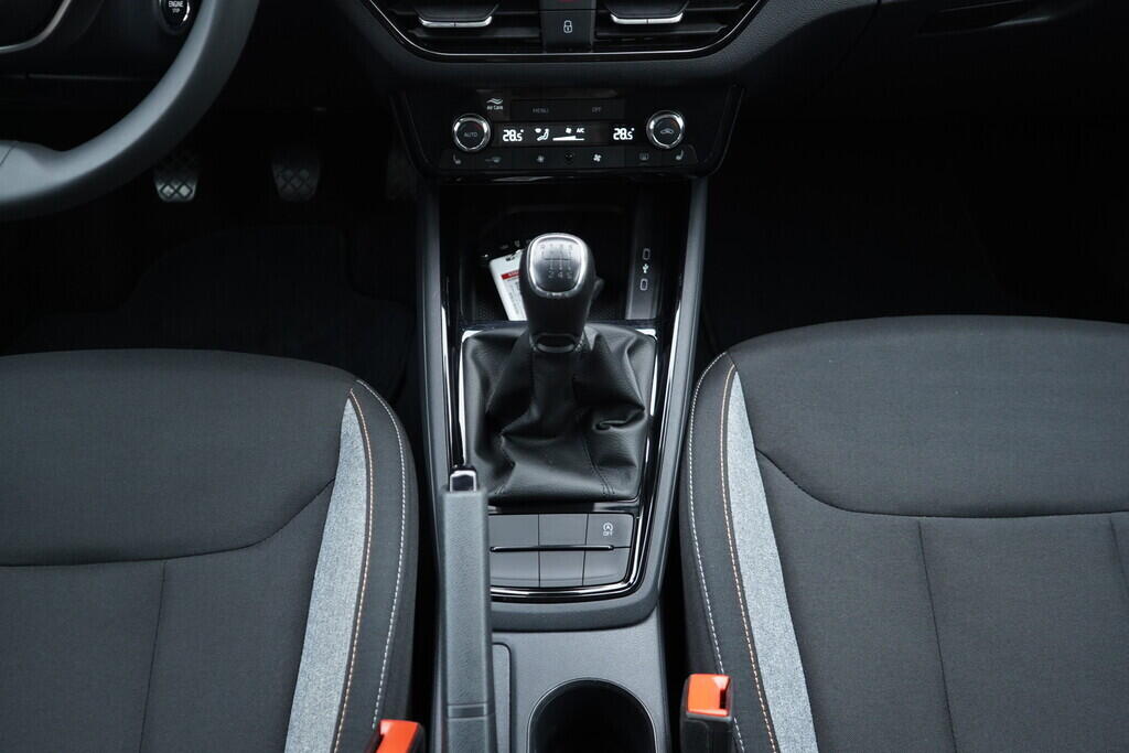 OV190V08939_32.webp_SCALA Selection 1.0 TSI 85 kW manuál, DPH