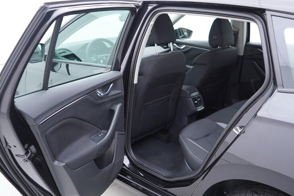 OV190V08939_33.webp_SCALA Selection 1.0 TSI 85 kW manuál, DPH