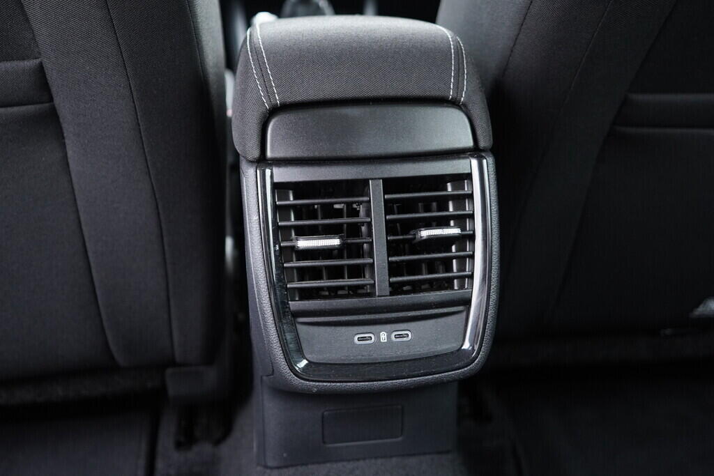 OV190V08939_34.webp_SCALA Selection 1.0 TSI 85 kW manuál, DPH