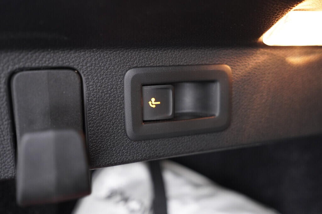 OV190V08939_37.webp_SCALA Selection 1.0 TSI 85 kW manuál, DPH