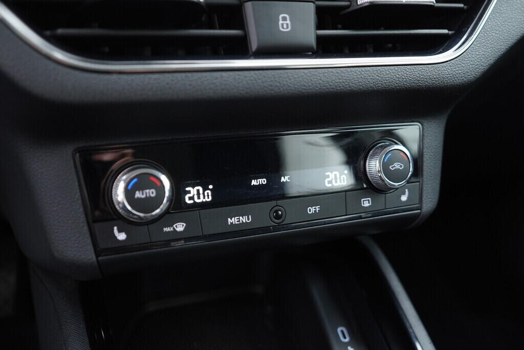 OV190V08947_32.webp_KAMIQ Style 1.6 TDI 85 kW automat, DPH