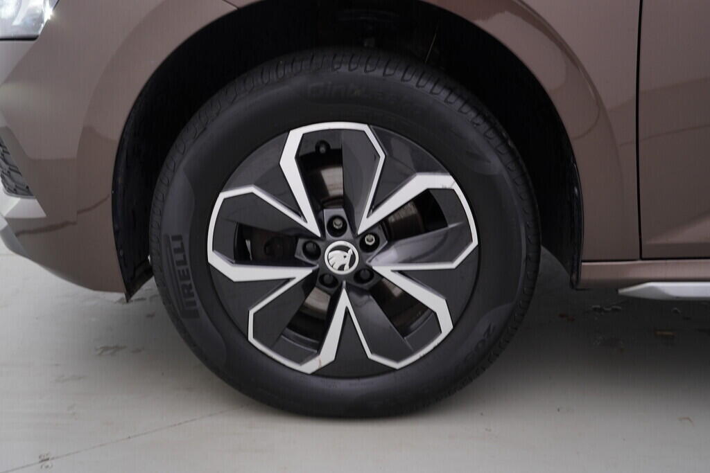 OV190V08947_39.webp_KAMIQ Style 1.6 TDI 85 kW automat, DPH