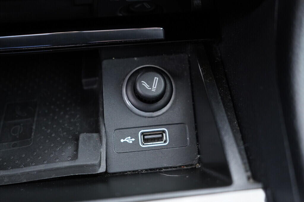 OV190V08954_38.webp_SUPERB Style Extra 1.6 TDI 88 kW automat
