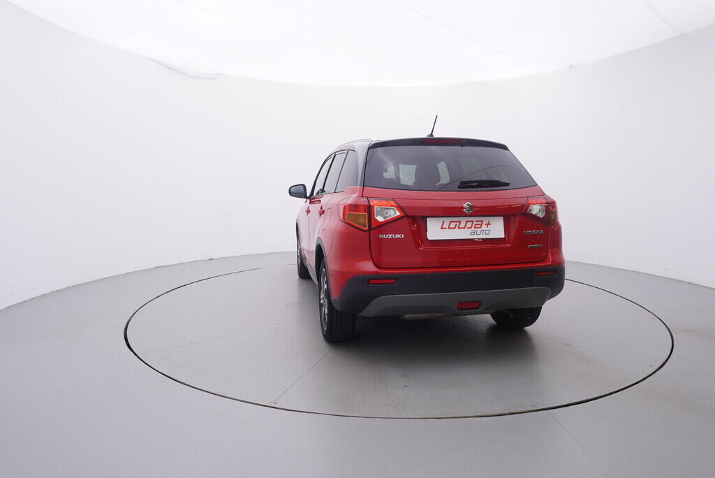 OV190V08957_13.webp_VITARA Comfort+ 1.6  88 kW automat