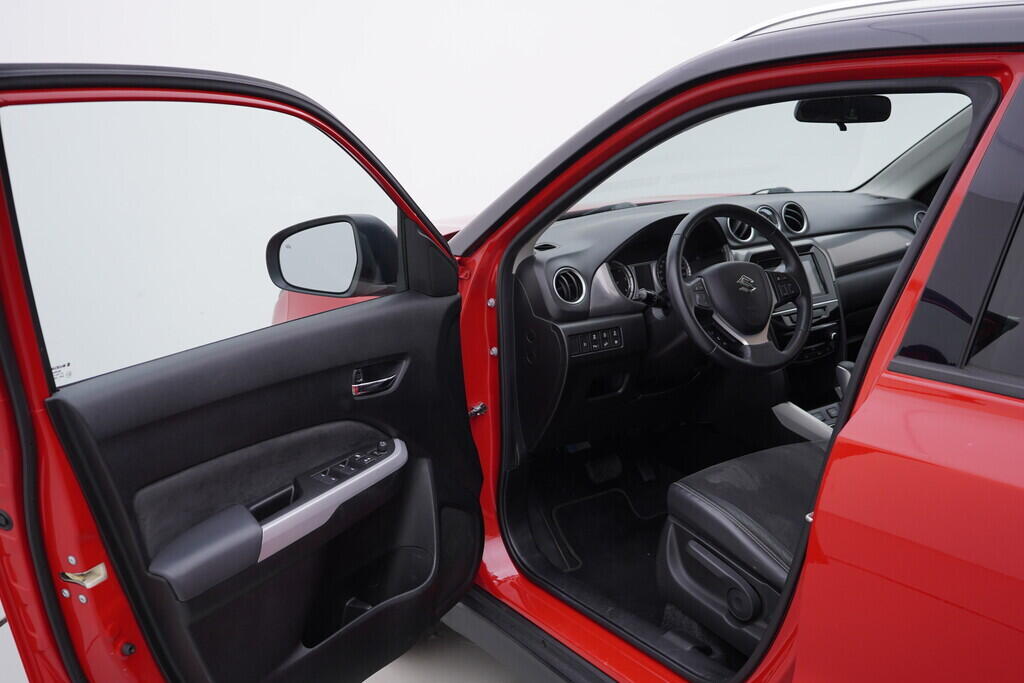 OV190V08957_18.webp_VITARA Comfort+ 1.6  88 kW automat