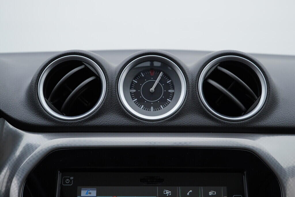 OV190V08957_30.webp_VITARA Comfort+ 1.6  88 kW automat