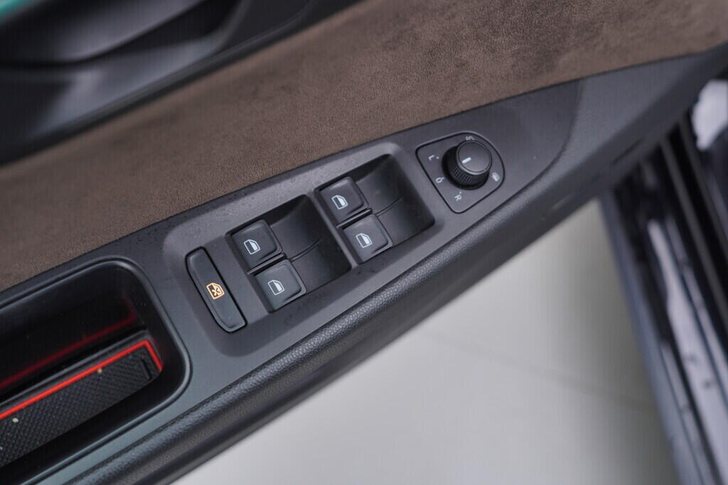 OV190V08958_20.webp_LEON ST X-perience 4Drive 1.8 TSI 132 kW automat