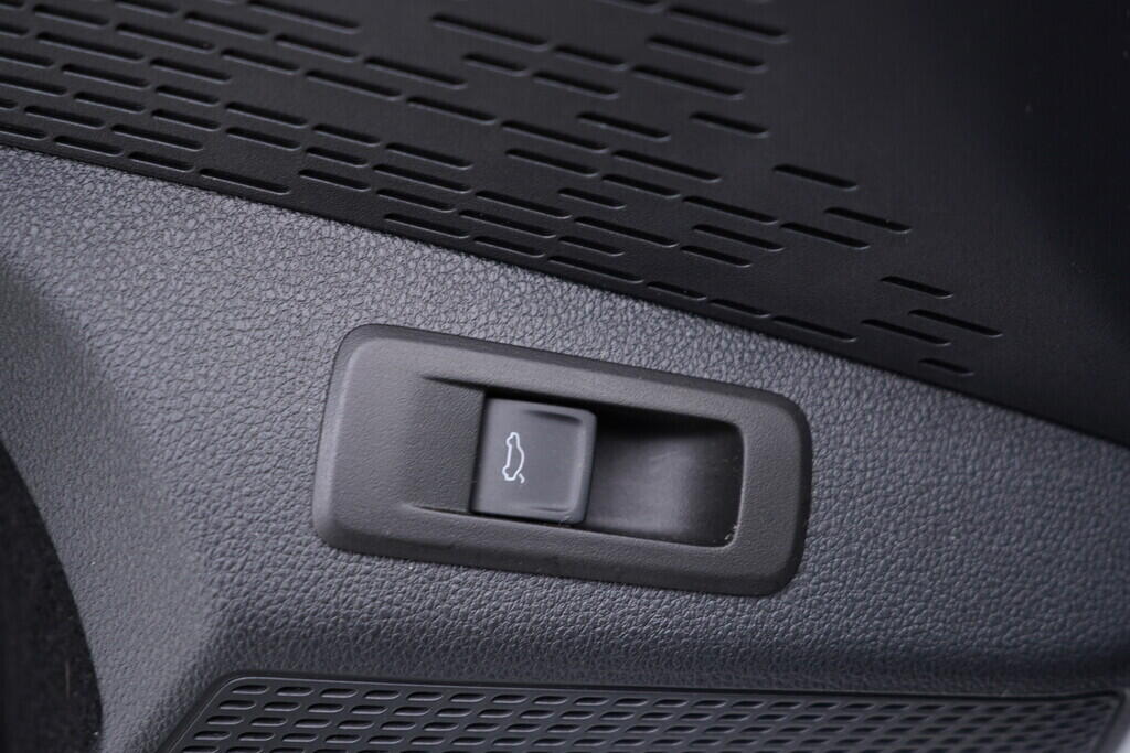 OV190V08963_21.webp_OCTAVIA Top Selection 1.5 TSI 110 kW manuál, DPH
