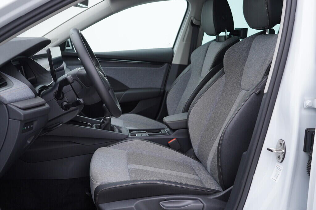 OV190V08963_23.webp_OCTAVIA Top Selection 1.5 TSI 110 kW manuál, DPH