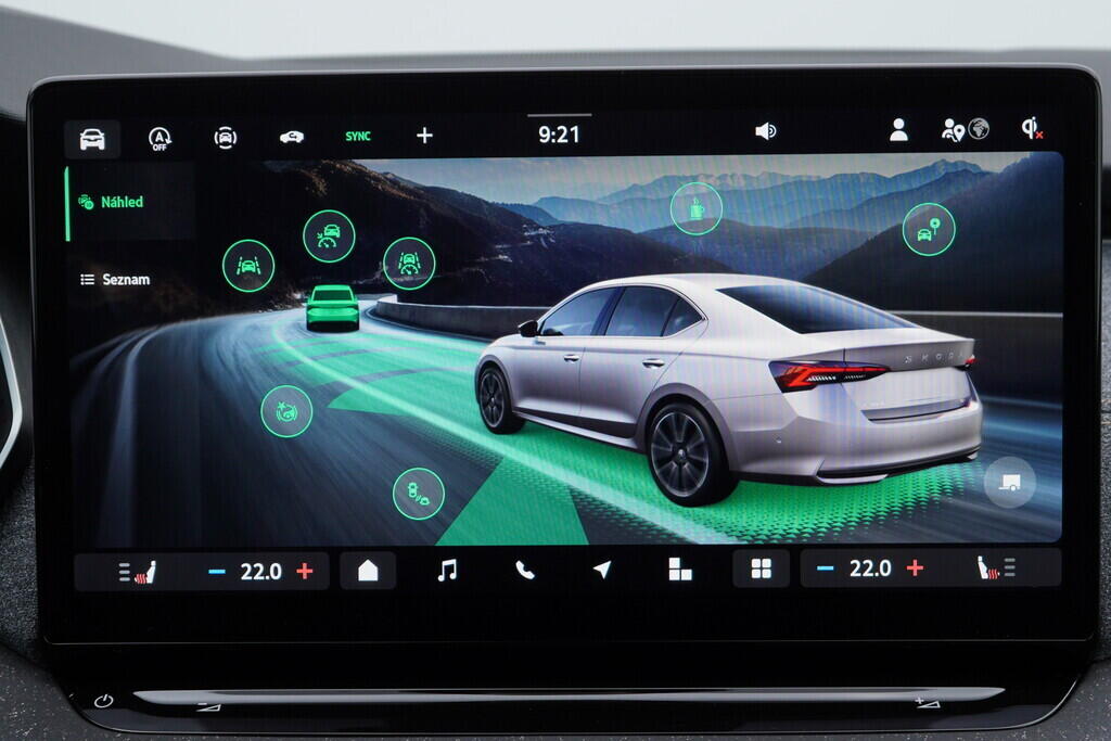 OV190V08963_30.webp_OCTAVIA Top Selection 1.5 TSI 110 kW manuál, DPH