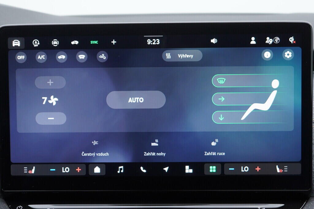 OV190V08963_32.webp_OCTAVIA Top Selection 1.5 TSI 110 kW manuál, DPH