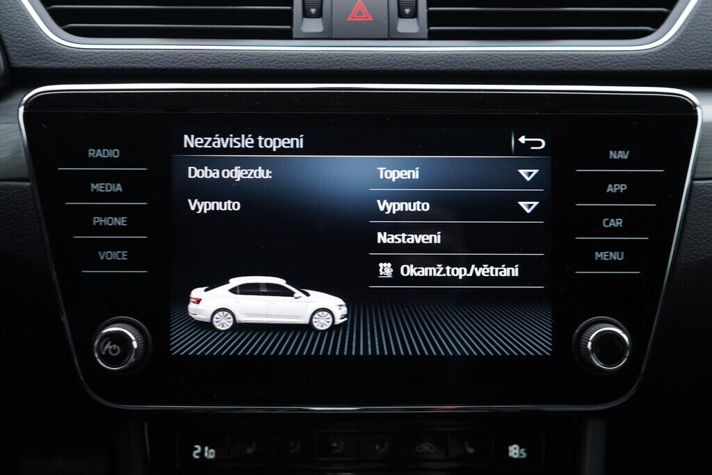 OV190V08968_31.webp_SUPERB Style 2.0 TSI 200 kW automat, DPH