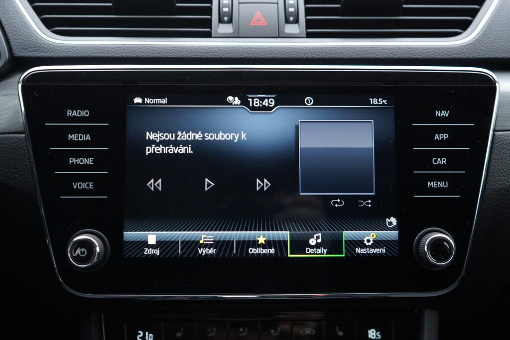 OV190V08968_32.webp_SUPERB Style 2.0 TSI 200 kW automat, DPH
